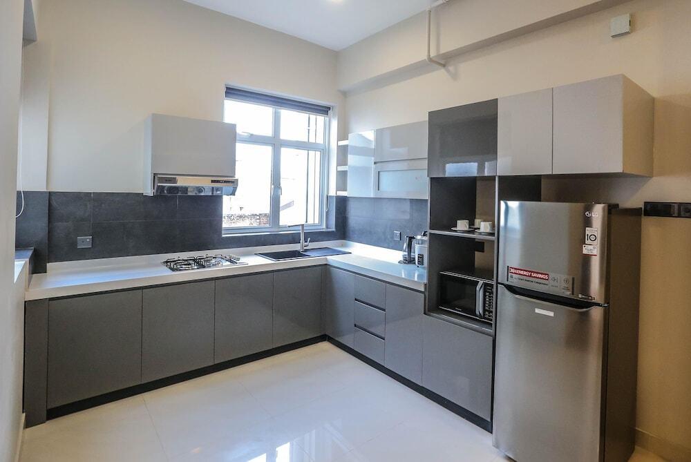 Гора Lavinia: Pink Elephant Tourist Apartment Hotel