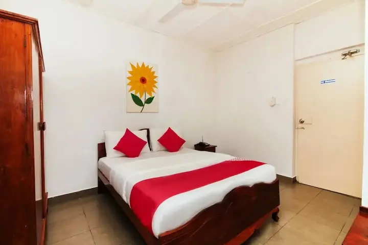 Коломбо: Oyo 228 Sea View Hotel