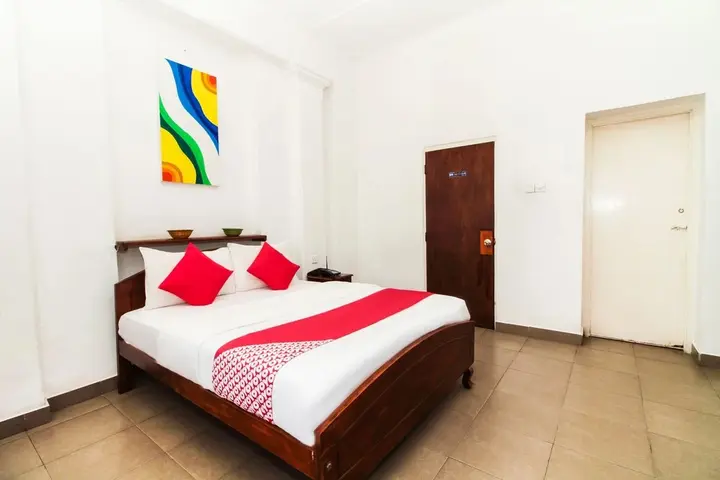 Коломбо: Oyo 228 Sea View Hotel