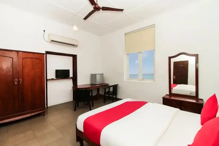 Коломбо: Oyo 228 Sea View Hotel