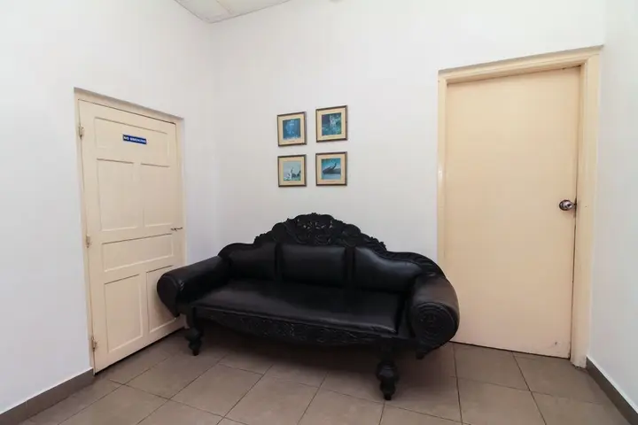 Коломбо: Oyo 228 Sea View Hotel