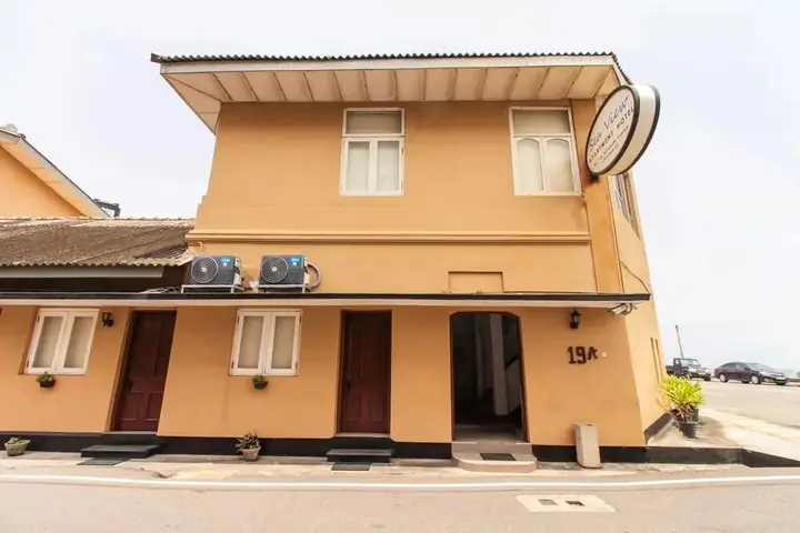 Коломбо: Oyo 228 Sea View Hotel