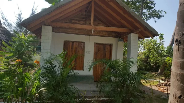 Аругам-Бэй: River Point Cabana