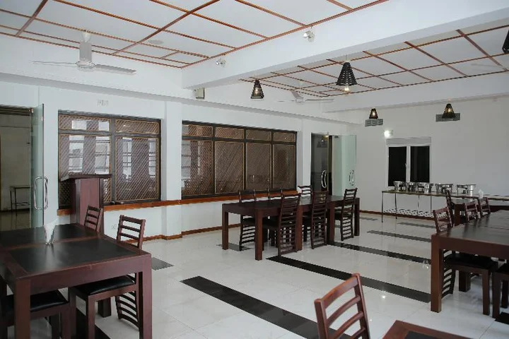 Джафна: Subash Hotel
