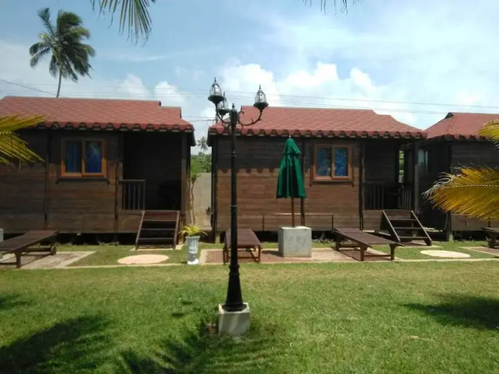 Катукурунда: Les Beach Chalets