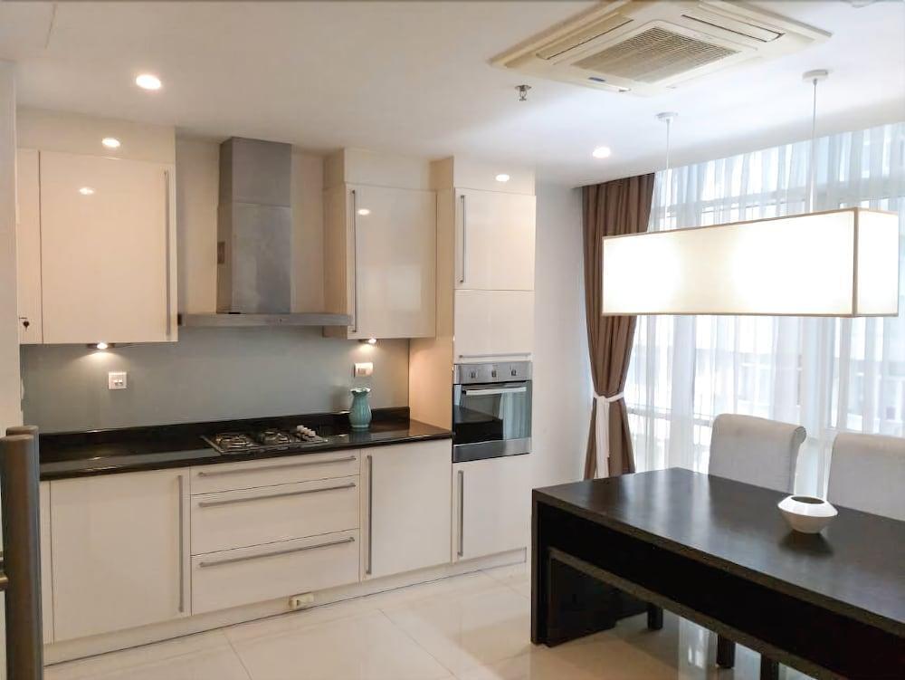 Коломбо: Platinum One Suites - 3 Bedroom