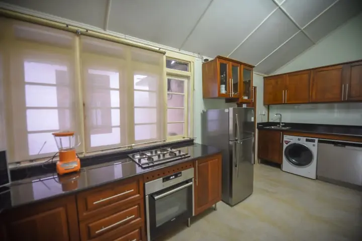 Гора Lavinia: Dennislandvilla