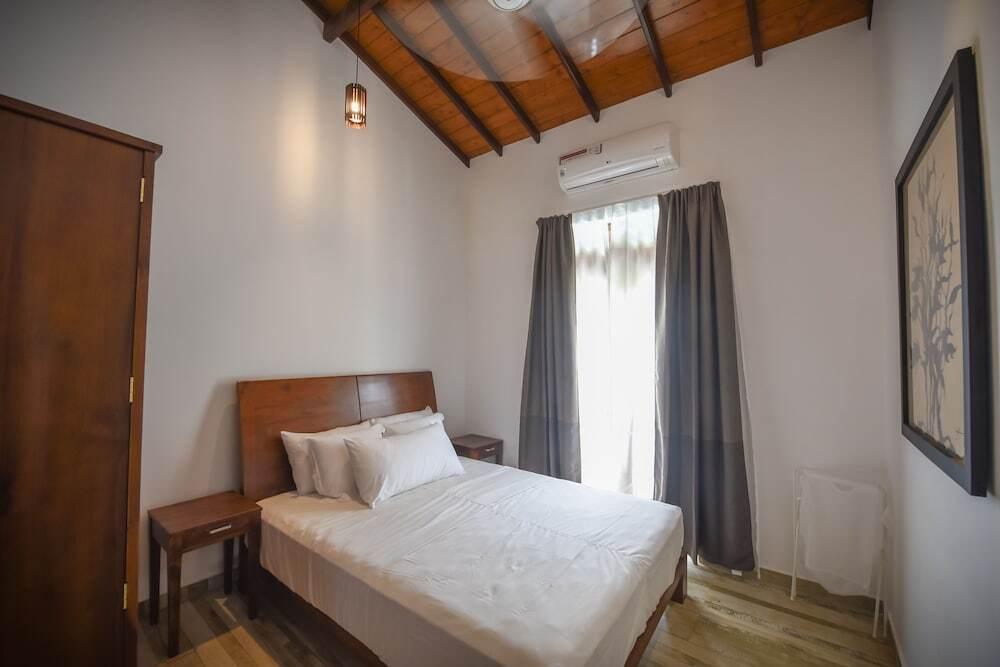 Гора Lavinia: Dennislandvilla