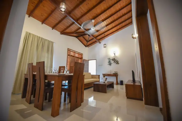 Гора Lavinia: Dennislandvilla