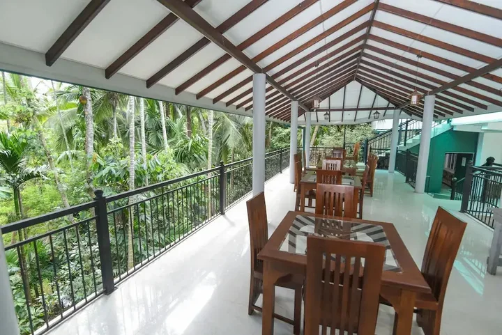 Канди: Oyo 279 Rivelka Garden Resort