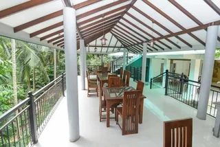 Канди: Oyo 279 Rivelka Garden Resort