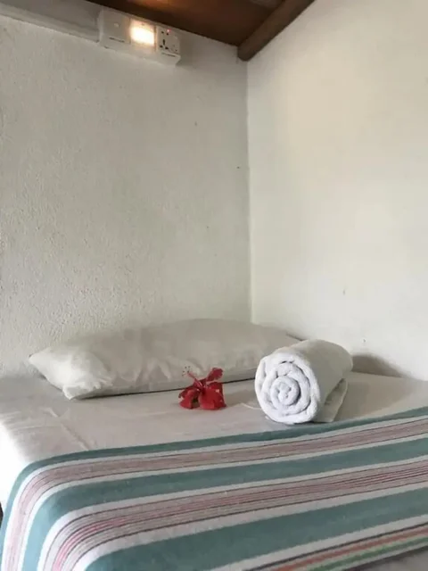Унаватуна: Unawatuna Hostel Honey Packers