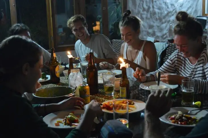Унаватуна: Unawatuna Hostel Honey Packers