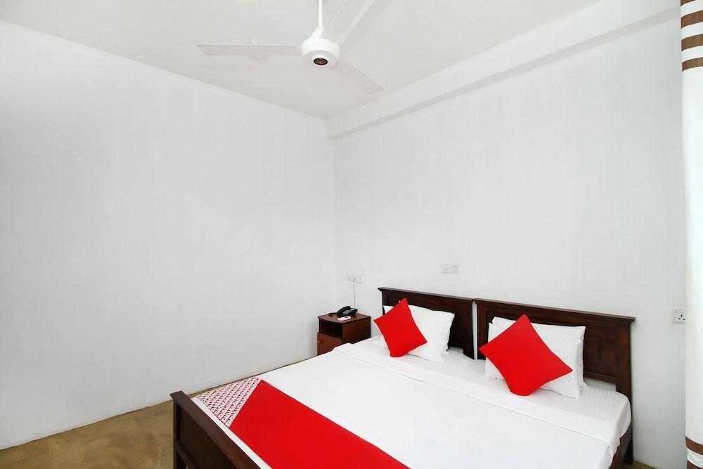 Негомбо: Oyo 338 Deep Sea Resort