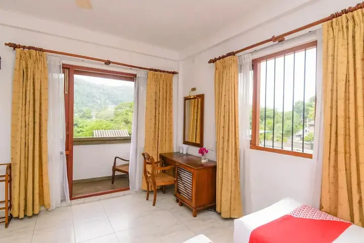 Канди: Oyo 373 Grand Kandy Villa