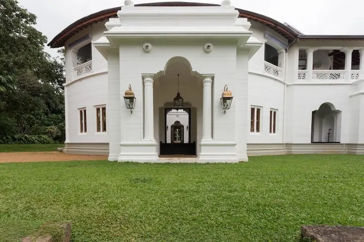 Минувангода: Viceroy House