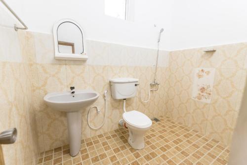 Коломбо: Metro Marine Drive Hotel