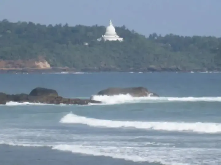 Унаватуна: Oyo 384 Dilena Beach Resort