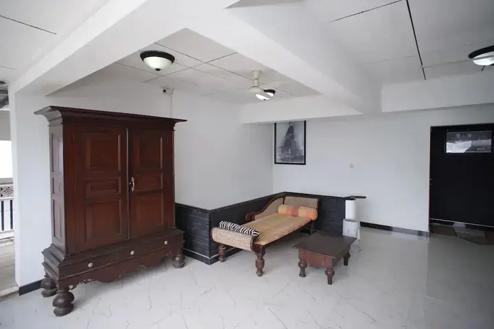 Унаватуна: Oyo 528 Hotel 99