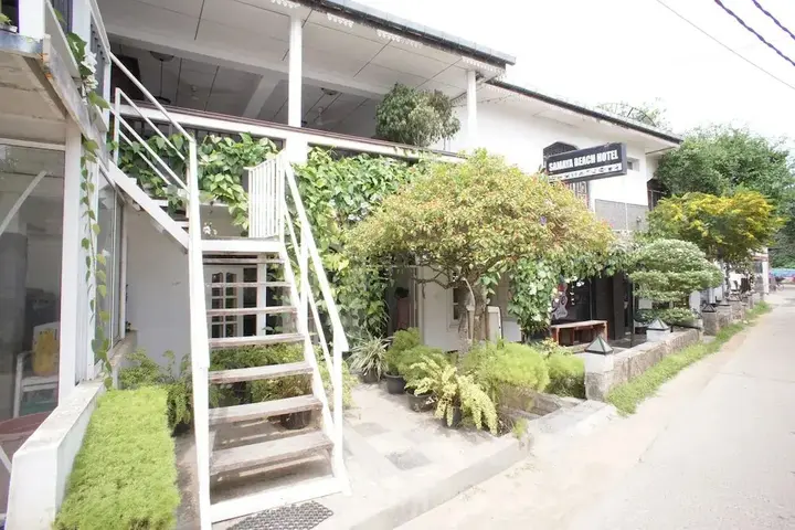 Унаватуна: Oyo 528 Hotel 99