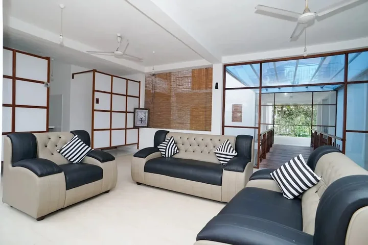 Унаватуна: Oyo 488 Wimal'S Resort