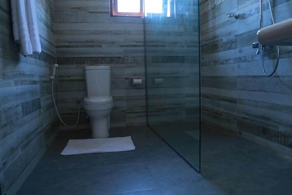 Коломбо: The villa has 6 bedrooms, 1 bathroom, a flat-screen Tv with satellite channels,
