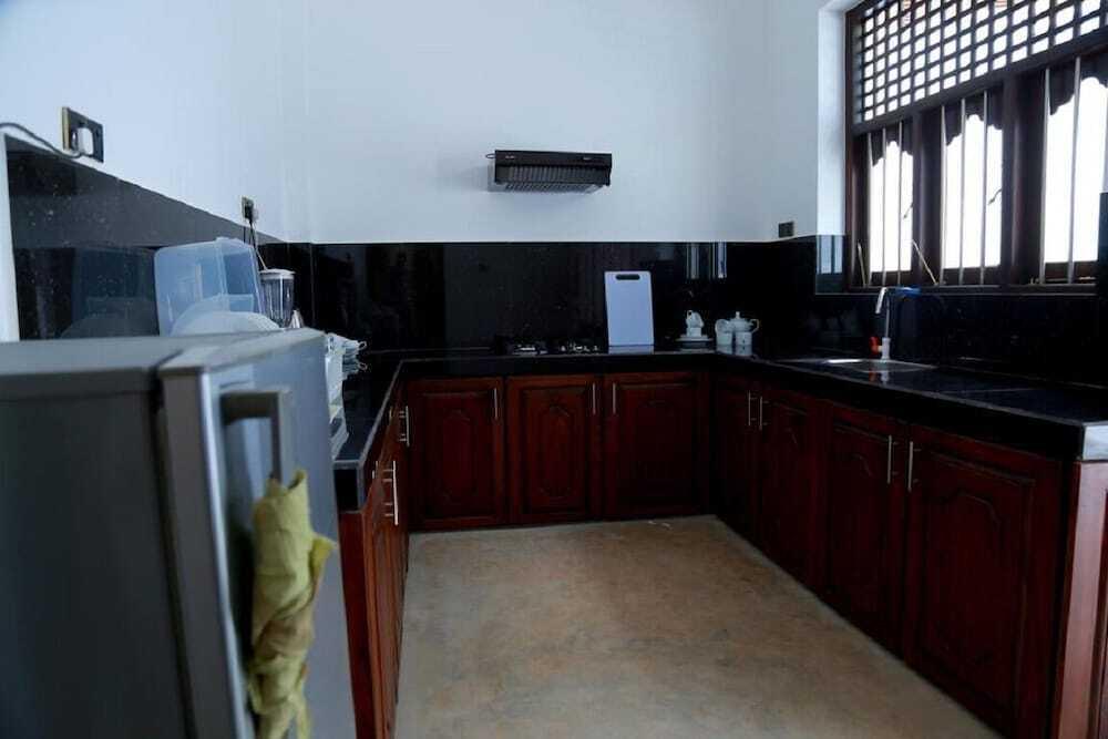 Коломбо: The villa has 6 bedrooms, 1 bathroom, a flat-screen Tv with satellite channels,