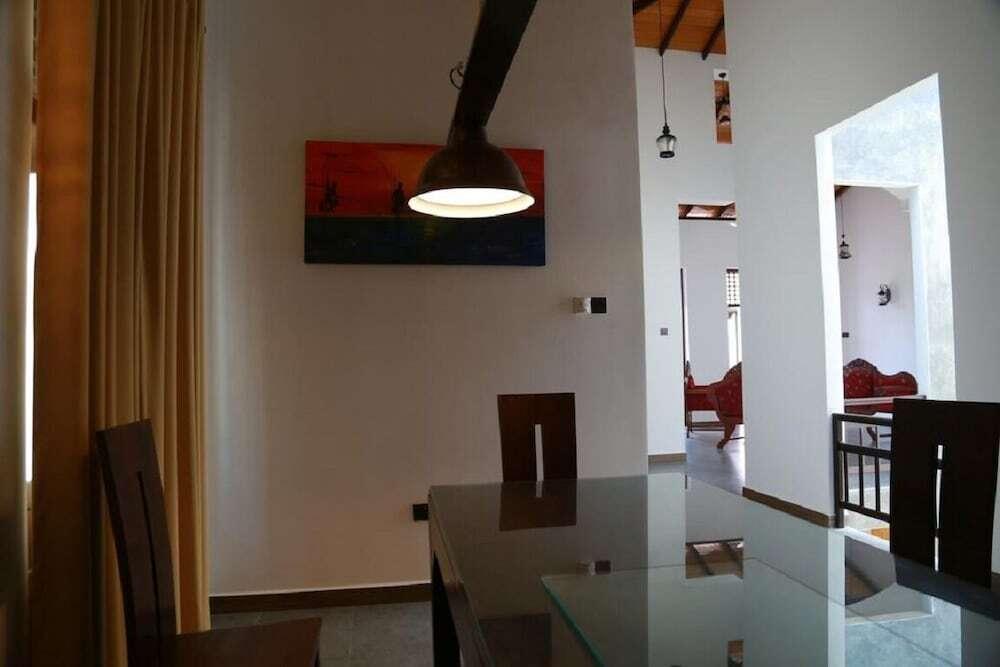 Коломбо: The villa has 6 bedrooms, 1 bathroom, a flat-screen Tv with satellite channels,