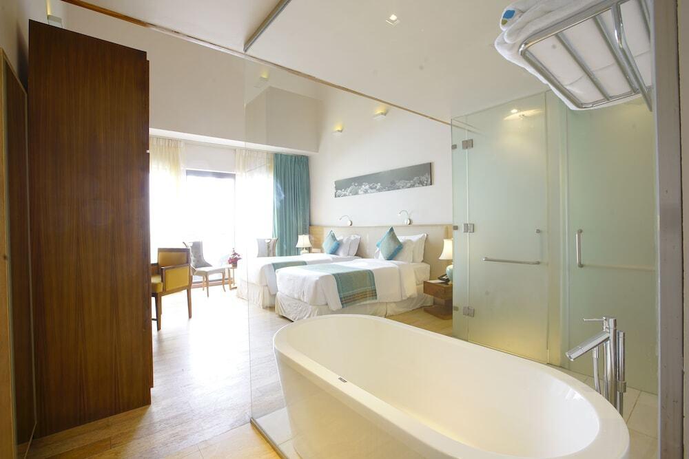 Ваттала: Reefs Edge Hotel