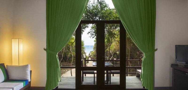 Jungle Beach Resort — фото 1