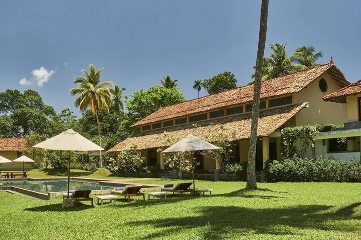 Ахангама: Samadara Estate, Midigama