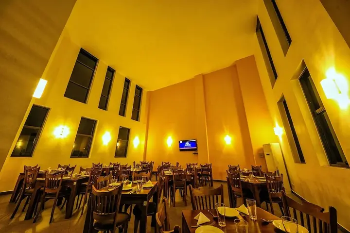 Коломбо: Capital O 491 Golden Peir City Hotel