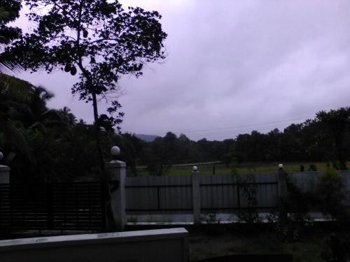 Пиннавала: The Breeze Pinnawala Homestay