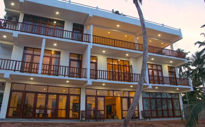Валгама: Savenrose Beach Villa