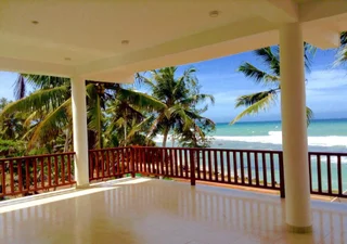 Валгама: Savenrose Beach Villa