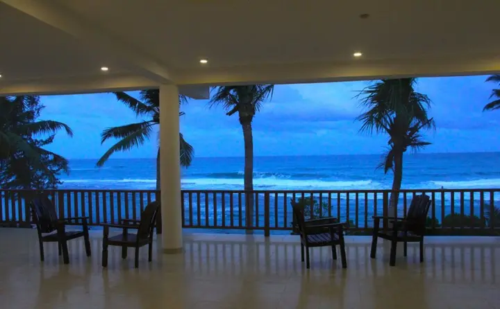 Валгама: Savenrose Beach Villa
