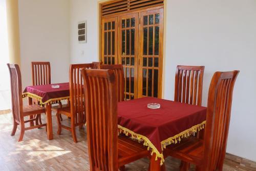 Киринда: Sarath Home Stay And Safari