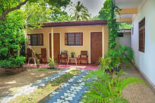 Киринда: Sarath Home Stay And Safari