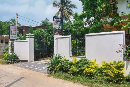 Киринда: Sarath Home Stay And Safari