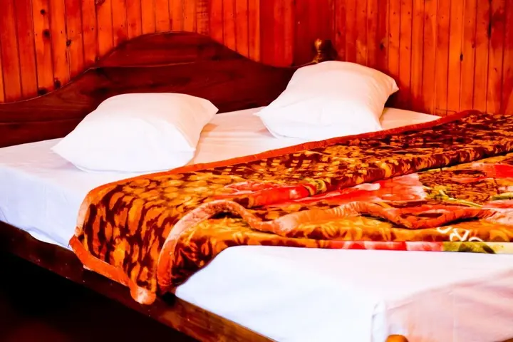 Нувара-Элия: Pleasure Inn