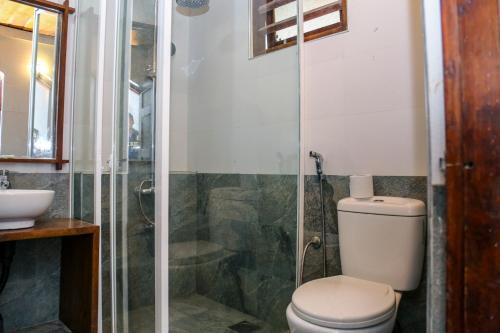 Мирисса: footprints hostel