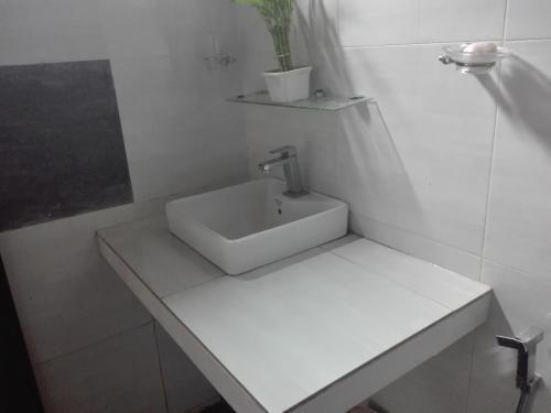 Минувангода: Cottage 145 - Female Hostel