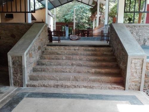 Титхавалголла: 14th Century Resort