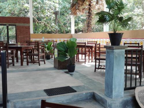 Титхавалголла: 14th Century Resort
