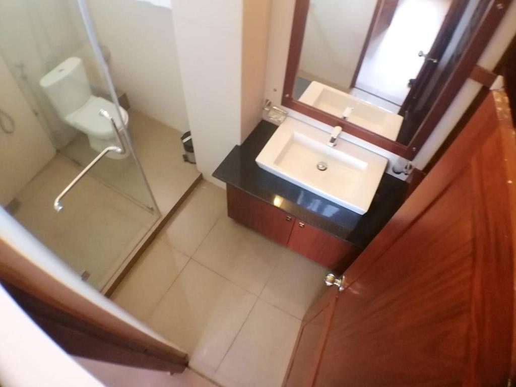 Гора Lavinia: Iddamal Apartments