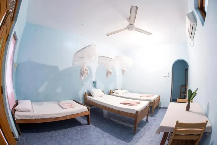 Аругам-Бэй: Rupa's Hotel Arugambay