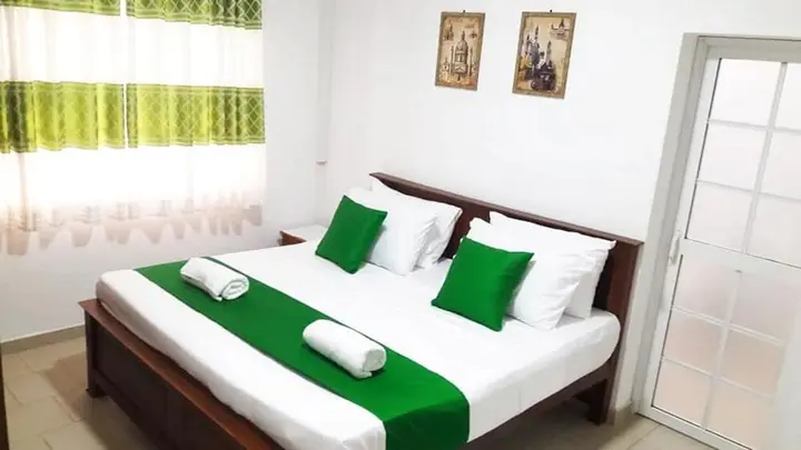Негомбо: The triple bbb villa