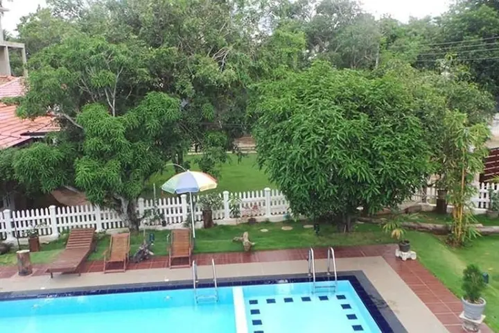 Негомбо: Wind Mill Villa Hotel