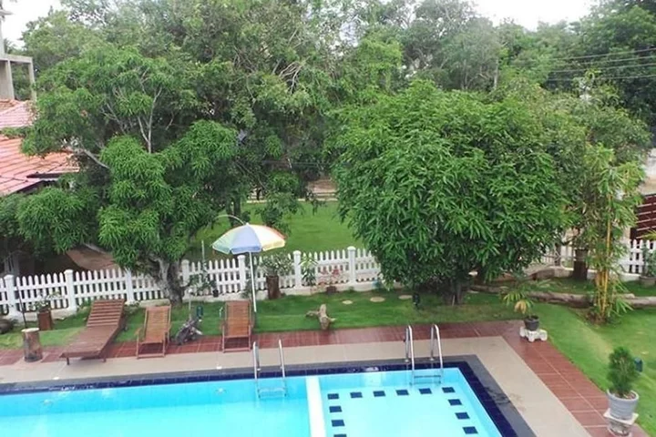Негомбо: Wind Mill Villa Hotel