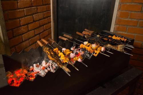 Элла: BBQ HUB Ella